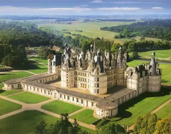 melhores lugares para visitar na França castelo de Loire Valley