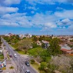 avenida-dom-joaquim-rua-com-carros-passando-na-avenida-donja-venda-aluguel